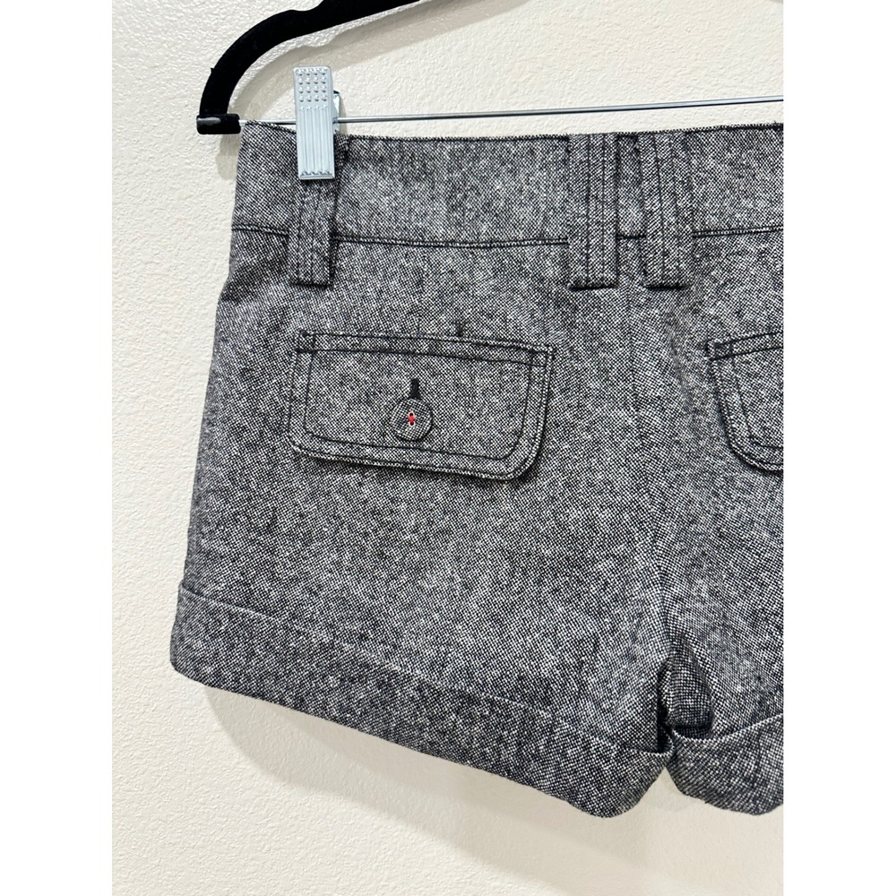 Bebe Womens Grey Tweed Cuffed Shorts Pink Trim Size 2 Salt and Pepper Tailored - Picture 6 of 9